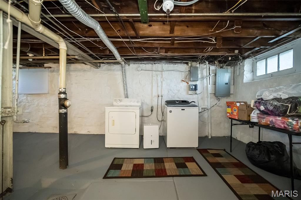 8026 Natural Bridge Road St. Louis, MO 63121 - Photo 39 of 45