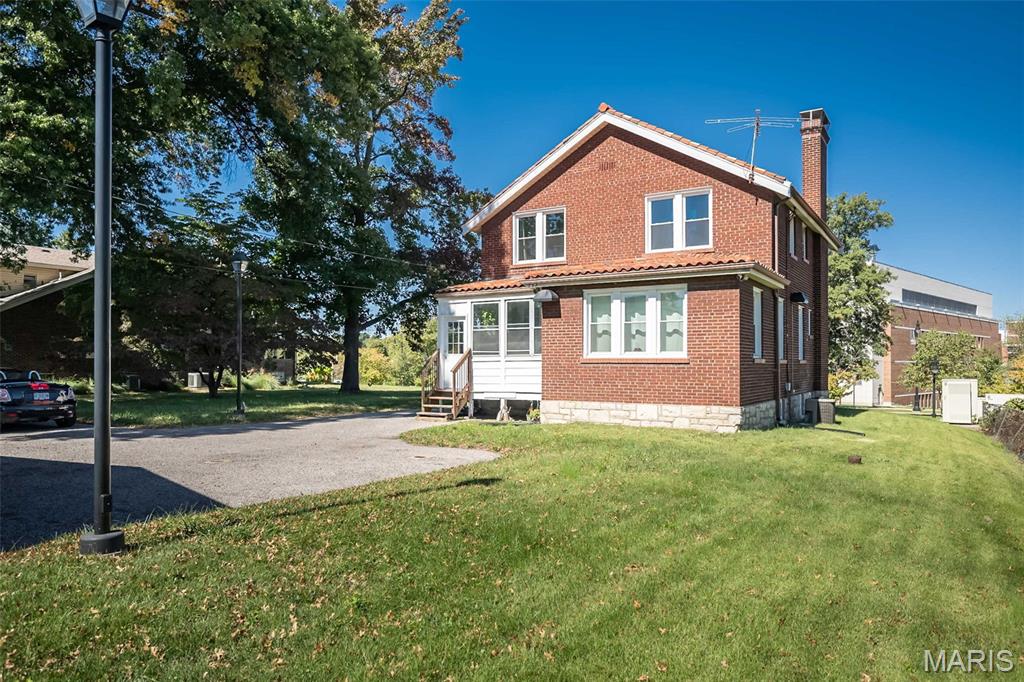 8026 Natural Bridge Road St. Louis, MO 63121 - Photo 43 of 45