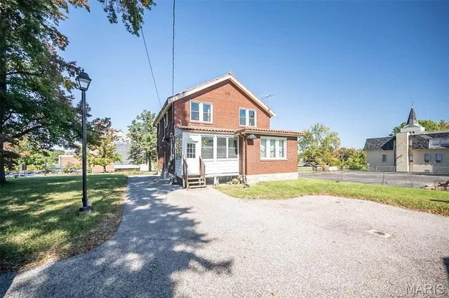 $275,000 | 8026 Natural Bridge Road, St. Louis, MO 63121