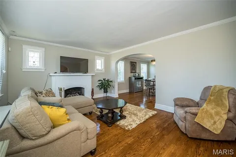 $275,000 | 8026 Natural Bridge Road, St. Louis, MO 63121