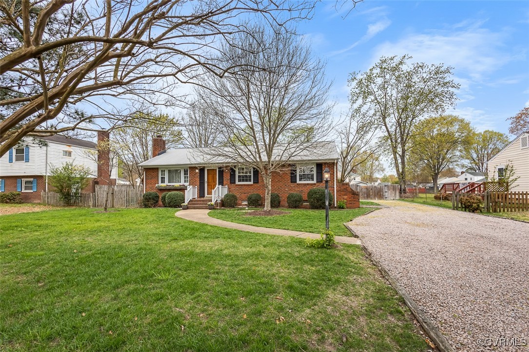 10102 Flanders Road Henrico, VA 23228 - Photo 3 of 33 Gallery Image 3