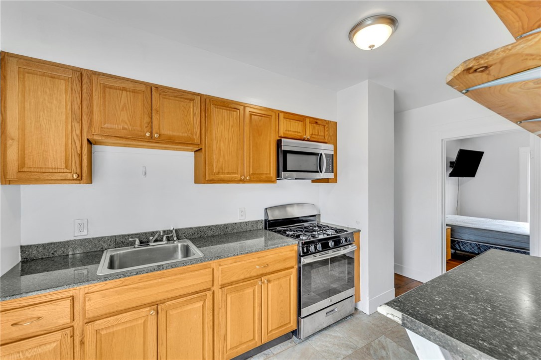 27 Church Street Oneonta, NY 13820 - Photo 4 of 16