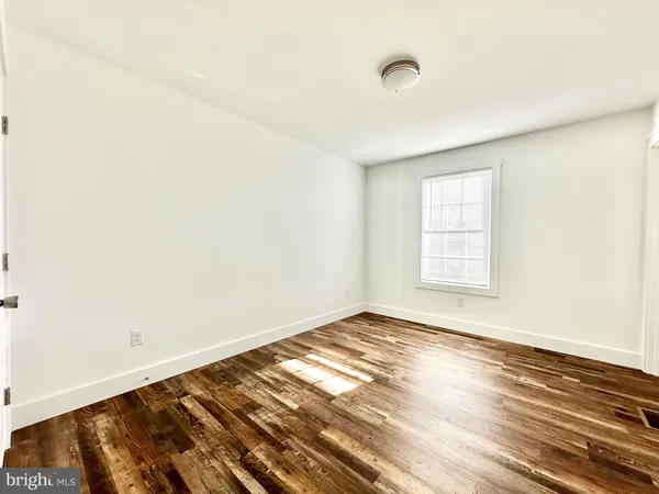 $2,000 | 350 North Main Street, Smyrna, DE 19977