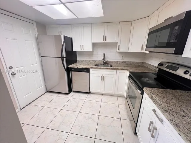 $1,700 | 1200 Southwest 50th Avenue, Unit 2093, North Lauderdale, FL 33068