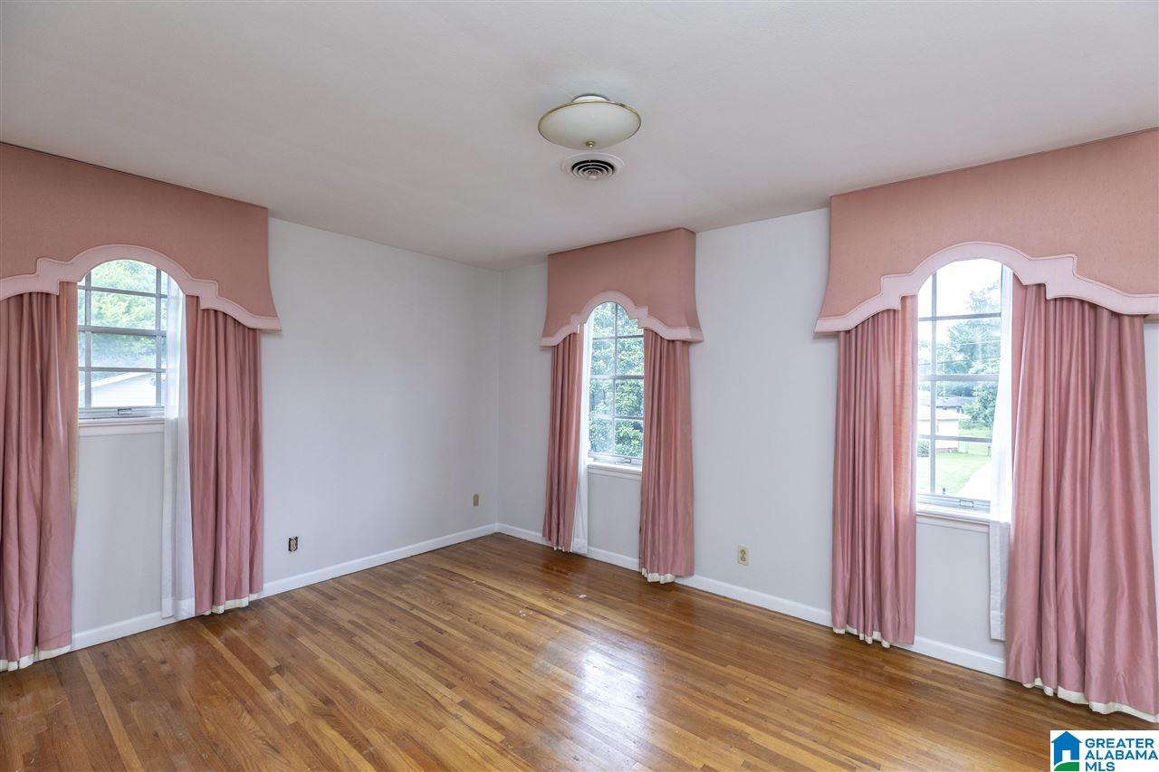 815 Dandridge Road Birmingham, AL 35221 - Photo 17 of 35