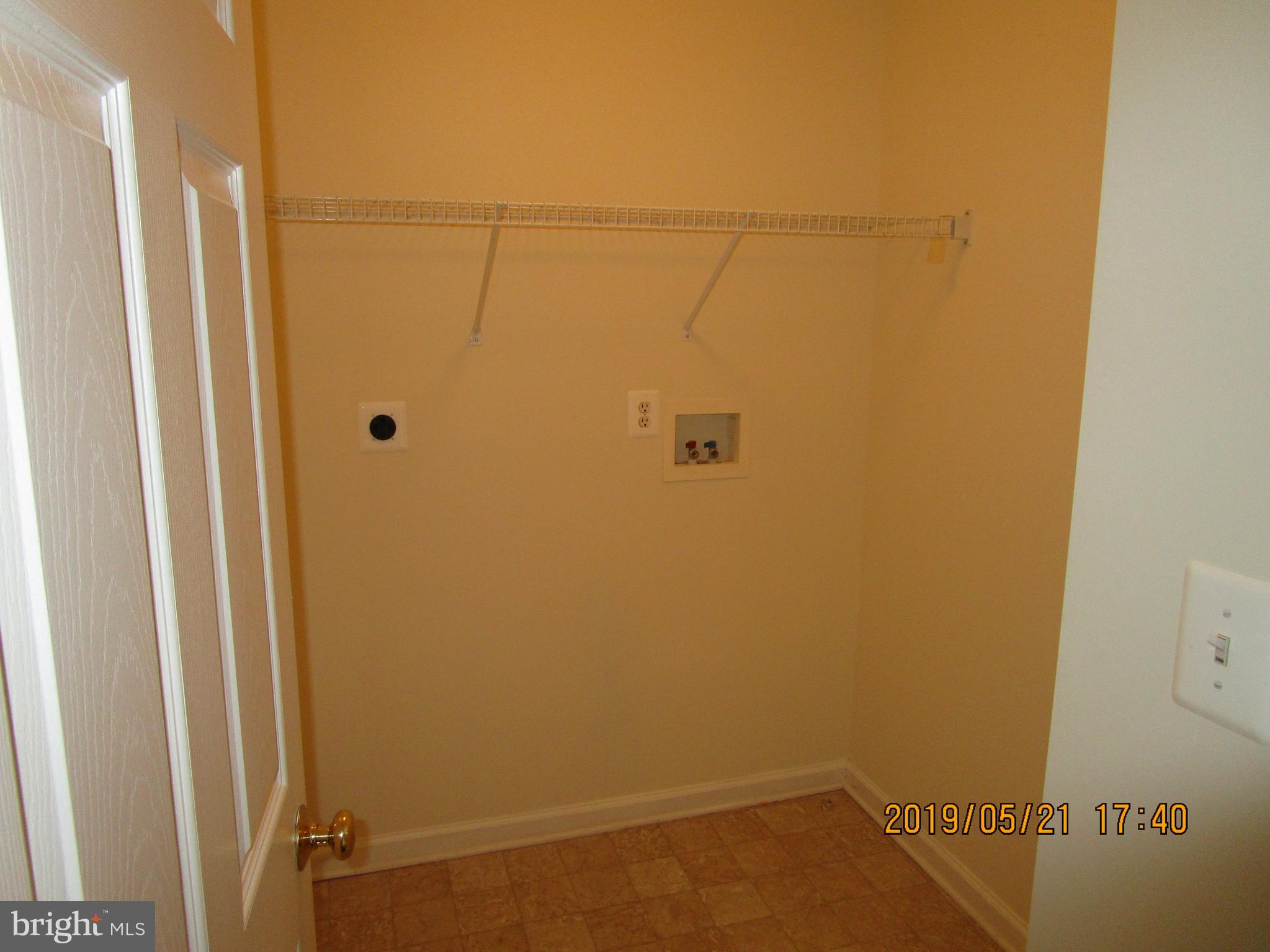 141 Raintree Crossing Hatfield, PA 19440 - Photo 35 of 38 2nd Floor Laundry Room