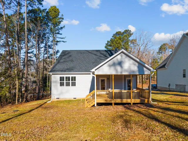 a house view with a outdoor space