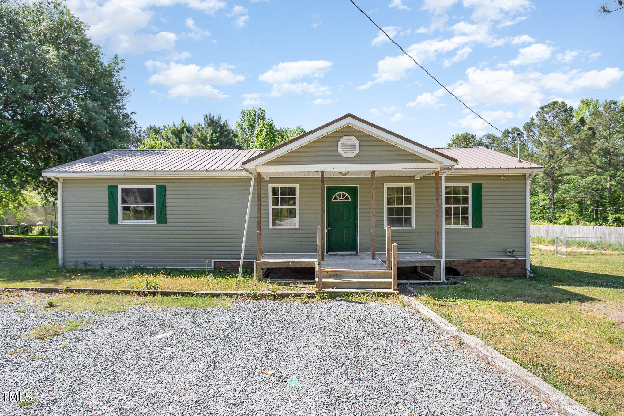 459 Ivey Road Benson, NC 27504 - Photo 1 of 30 002_img_0062-edit