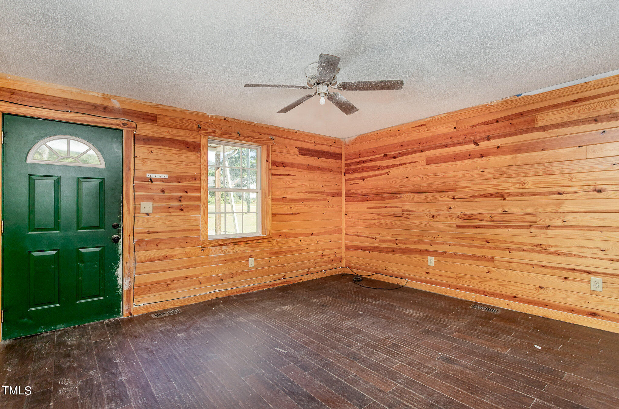 459 Ivey Road Benson, NC 27504 - Photo 3 of 30 003_img_0023-edit