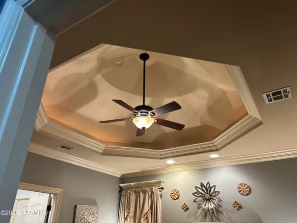 $240,000 | 301 Tealbrooke Drive, Scott, LA 70583