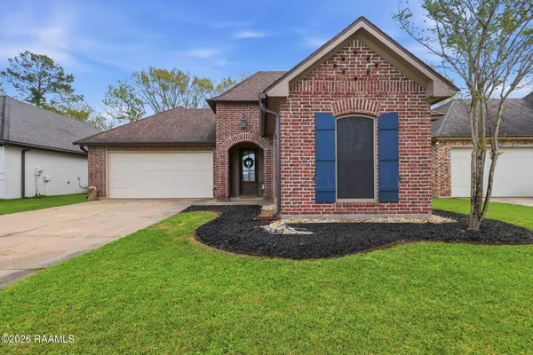 $240,000 | 301 Tealbrooke Drive, Scott, LA 70583
