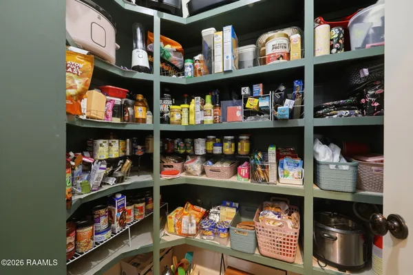 $240,000 | 301 Tealbrooke Drive, Scott, LA 70583