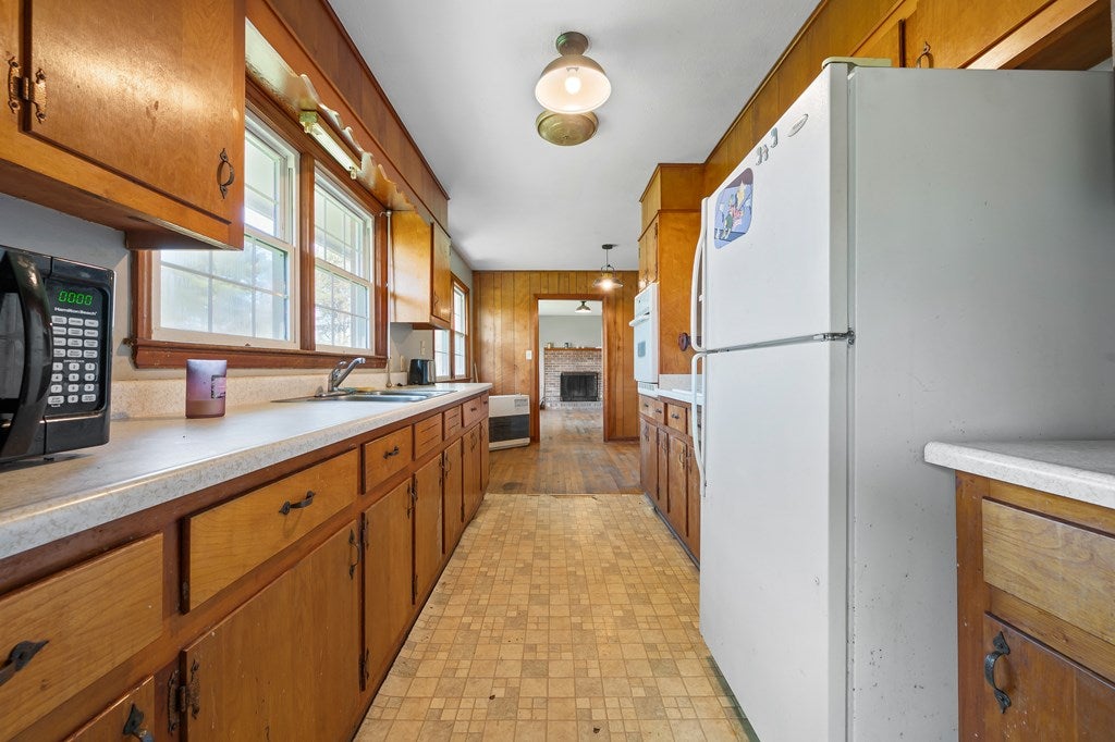 1095 Swecker Town Road Max Meadows, VA 24360 - Photo 12 of 53 Gallery Image 12