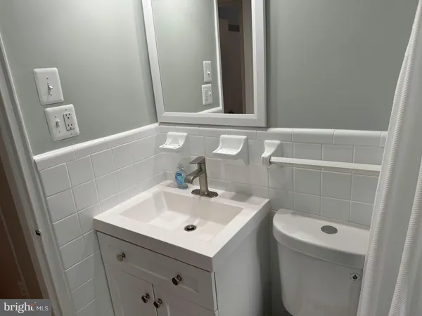 $1,780 | 2107 North Scott Street, Unit 67, Arlington, VA 22209