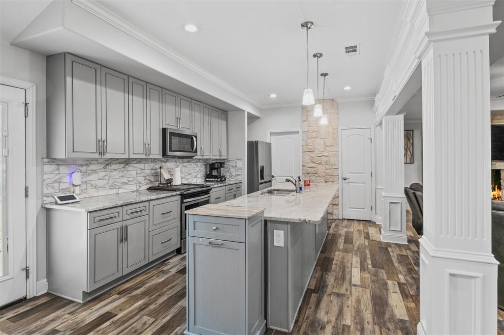 2002 West Bear Creek Road Cedar Hill, TX 75154 - Photo 12 of 33