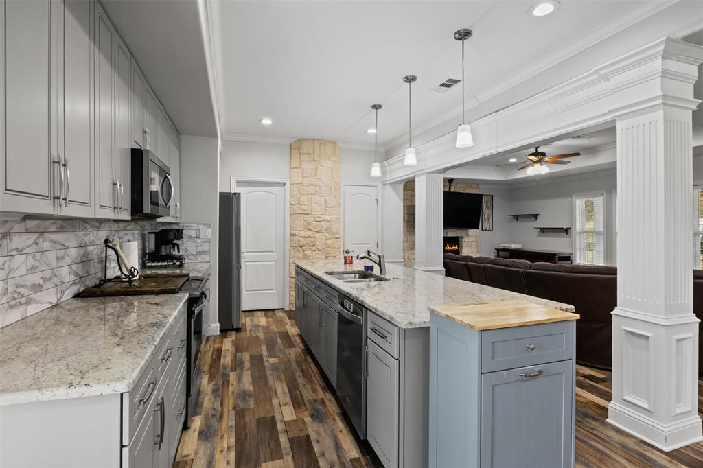 2002 West Bear Creek Road Cedar Hill, TX 75154 - Photo 14 of 33