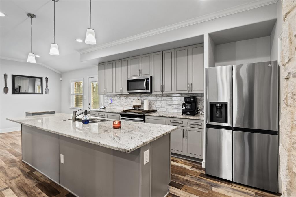 2002 West Bear Creek Road Cedar Hill, TX 75154 - Photo 15 of 33