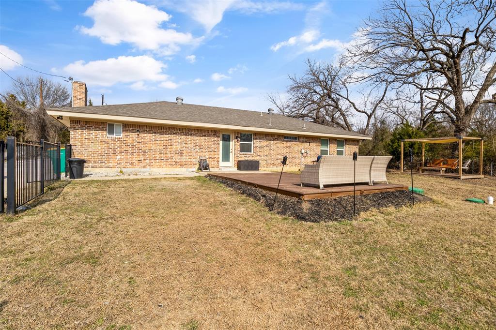 2002 West Bear Creek Road Cedar Hill, TX 75154 - Photo 29 of 33