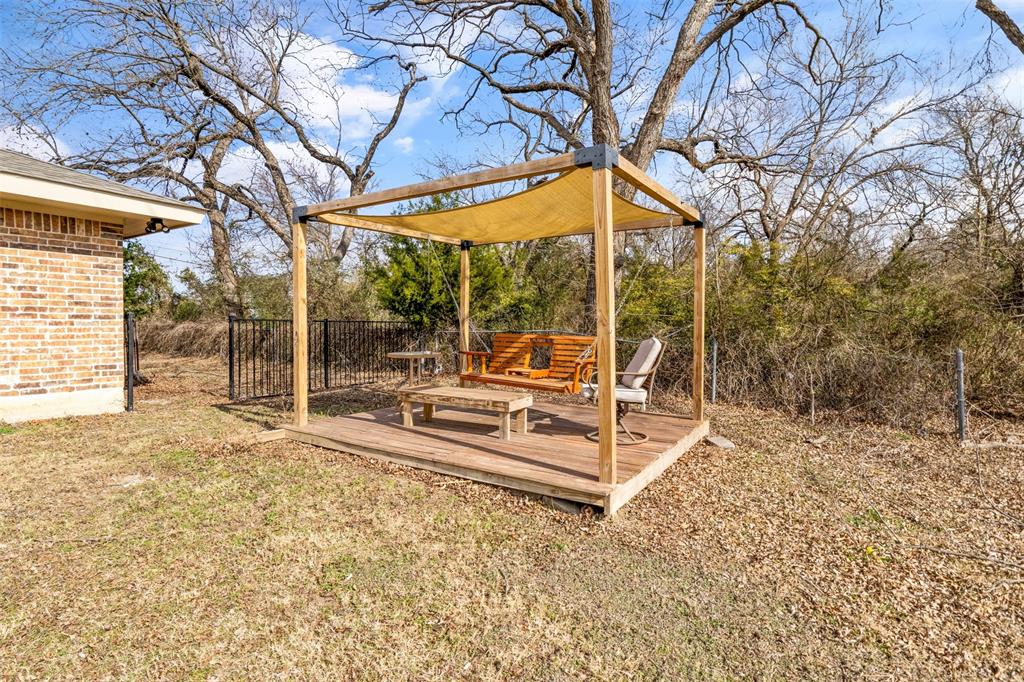 2002 West Bear Creek Road Cedar Hill, TX 75154 - Photo 30 of 33