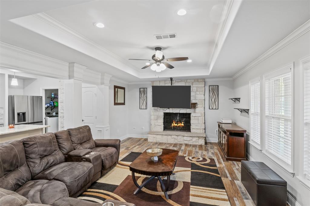 2002 West Bear Creek Road Cedar Hill, TX 75154 - Photo 8 of 33