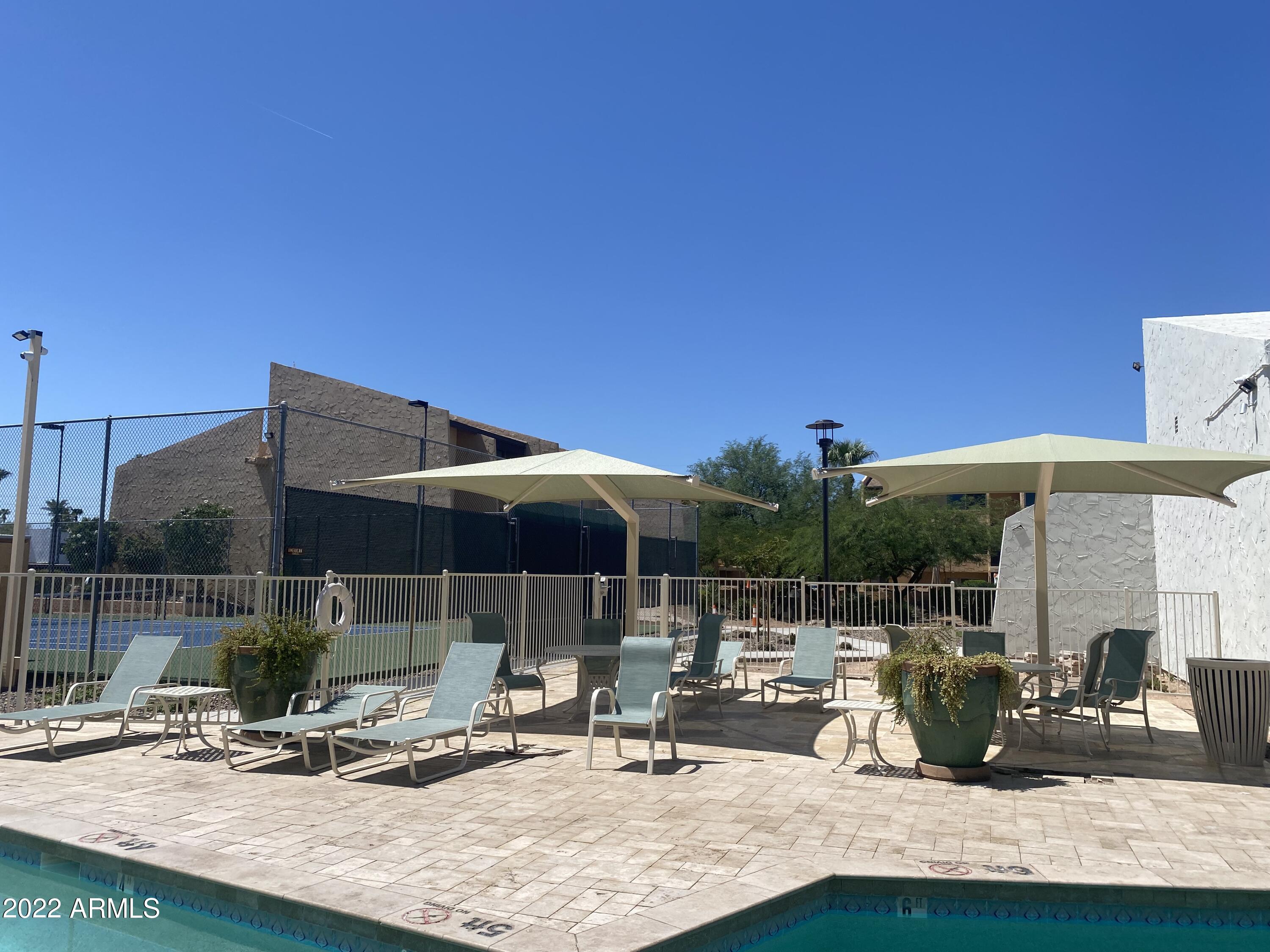 8055 East Thomas Road, Unit C109 Scottsdale, AZ 85251 - Photo 25 of 35 Community Lounge Area