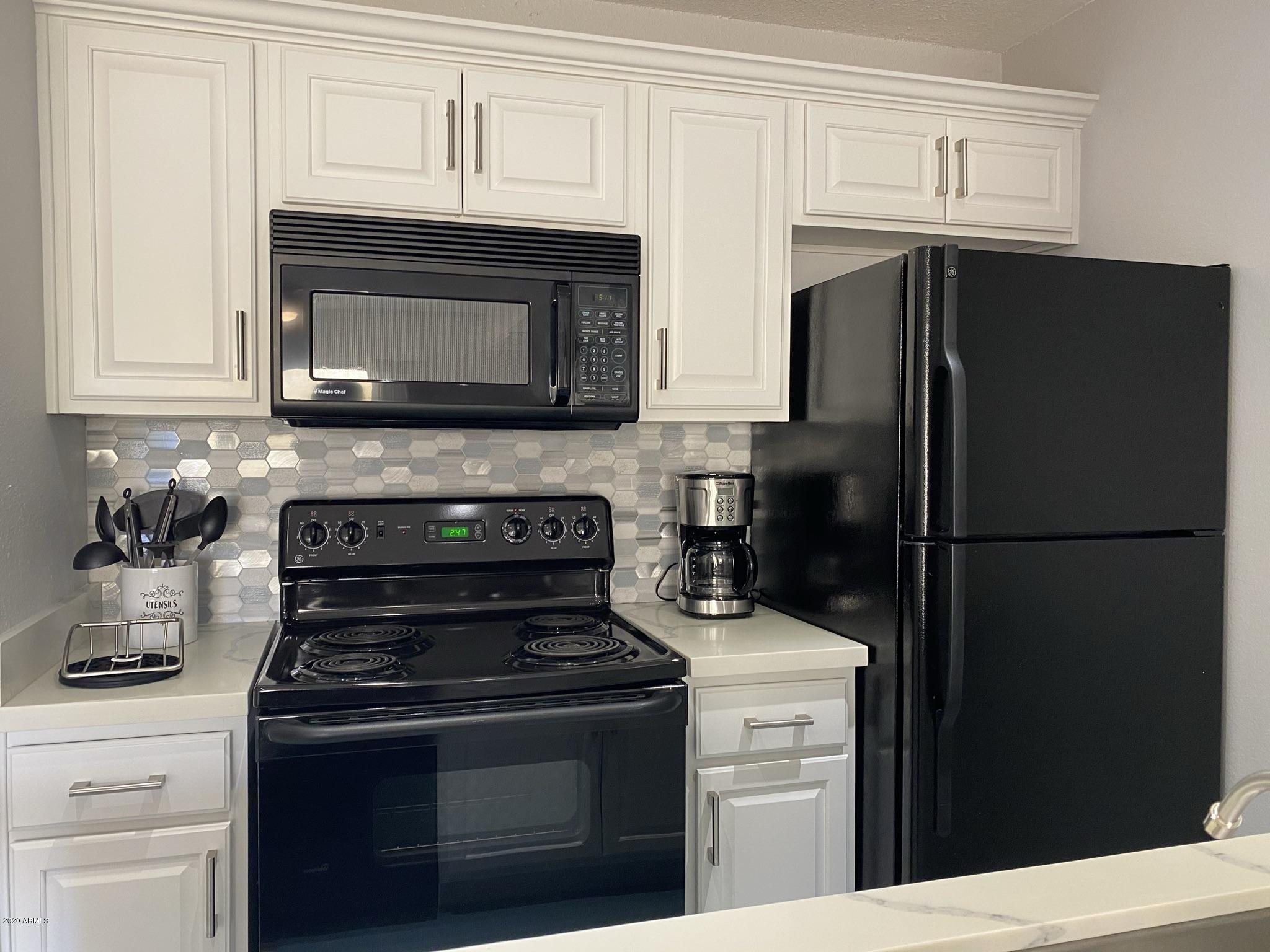 8055 East Thomas Road, Unit C109 Scottsdale, AZ 85251 - Photo 7 of 35 Kitchen IV