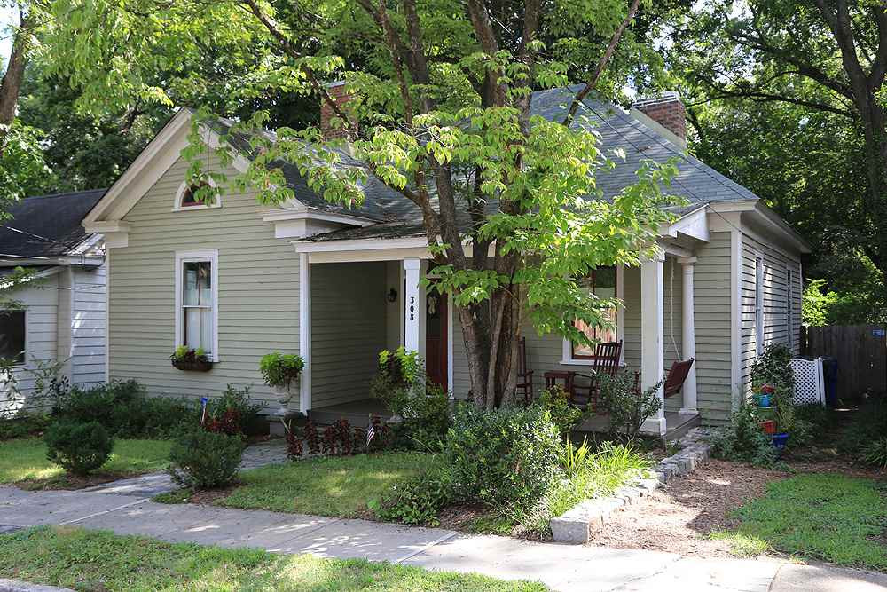 308 Linden Avenue Raleigh, NC 27601 - Photo 2 of 24 Nicely landscaped
