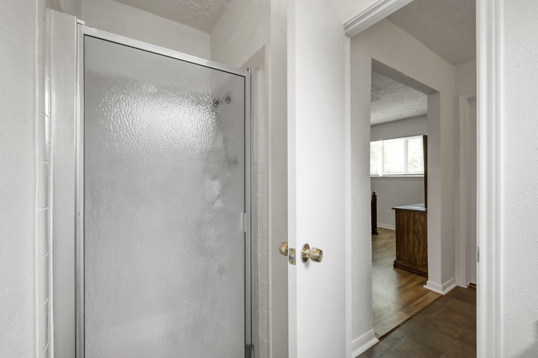 4314 Enchantedgate Drive Spring, TX 77373 - Photo 26 of 47 En-suite bathroom with a stand alone shower