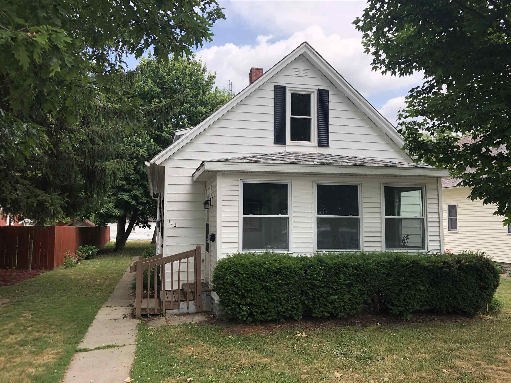 112 North 11th Street Decatur, IN 46733 - Photo 1 of 27