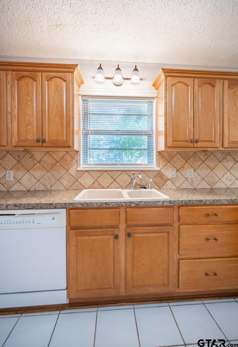 1432 East Don Tyler, TX 75701 - Photo 23 of 36