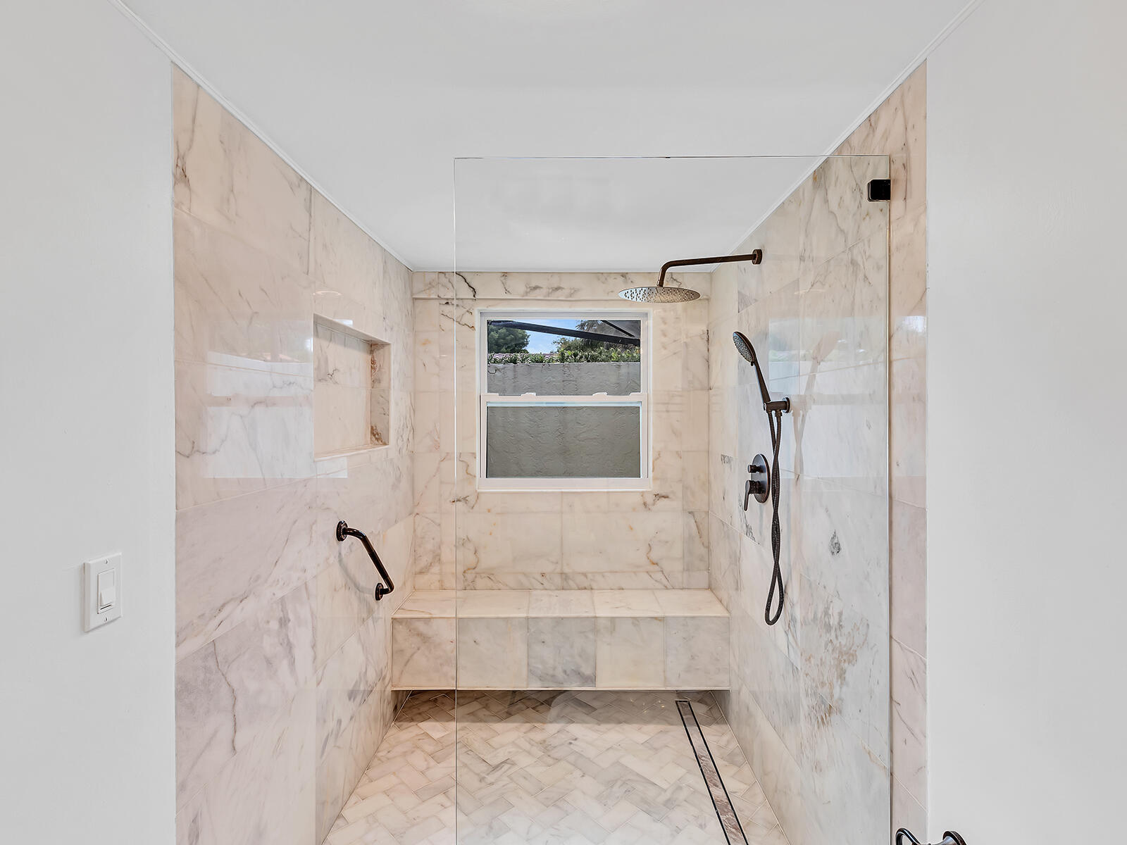 20870 Soneto Drive Boca Raton, FL 33433 - Photo 28 of 49 2F0A0131