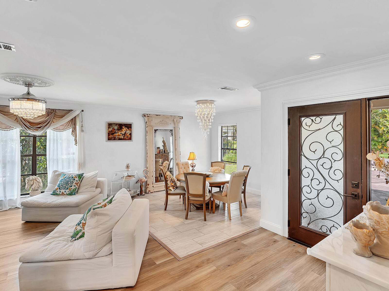 20870 Soneto Drive Boca Raton, FL 33433 - Photo 4 of 49 DSC00021