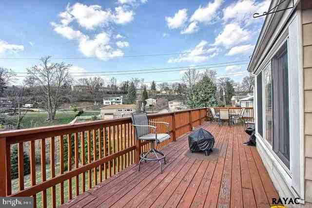 339 Greendale Road York, PA 17403 - Photo 34 of 36