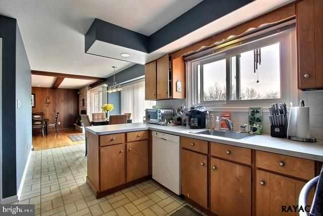 339 Greendale Road York, PA 17403 - Photo 9 of 36
