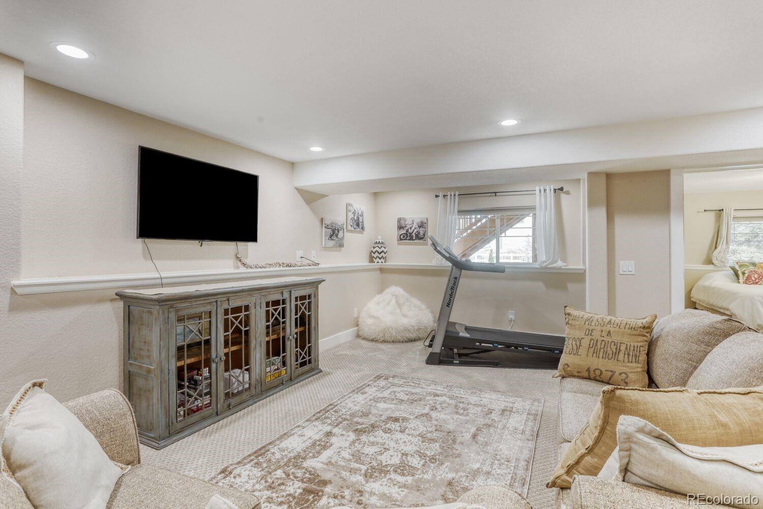 3545 Rinn Valley Drive Longmont, CO 80504 - Photo 18 of 36