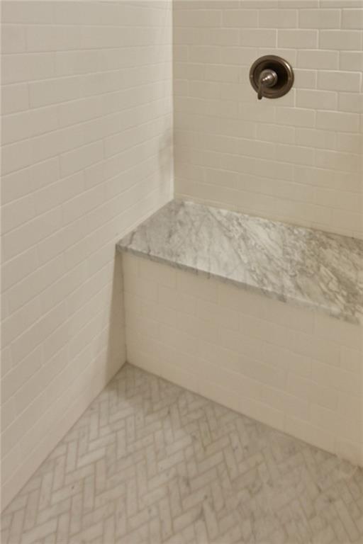 3787 Glenwood Road Decatur, GA 30032 - Photo 5 of 27