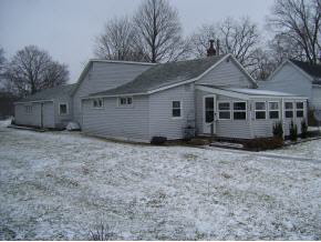 530 Race Street Rochester, IN 46975 - Photo 1 of 2