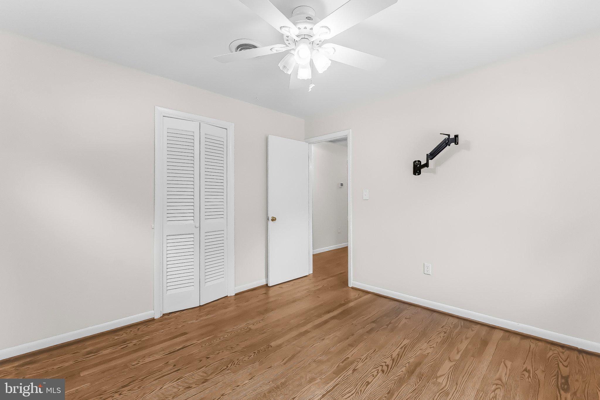 2630 Plum Point Road Huntingtown, MD 20639 - Photo 19 of 38 Bright and airy space with hardwood floors.