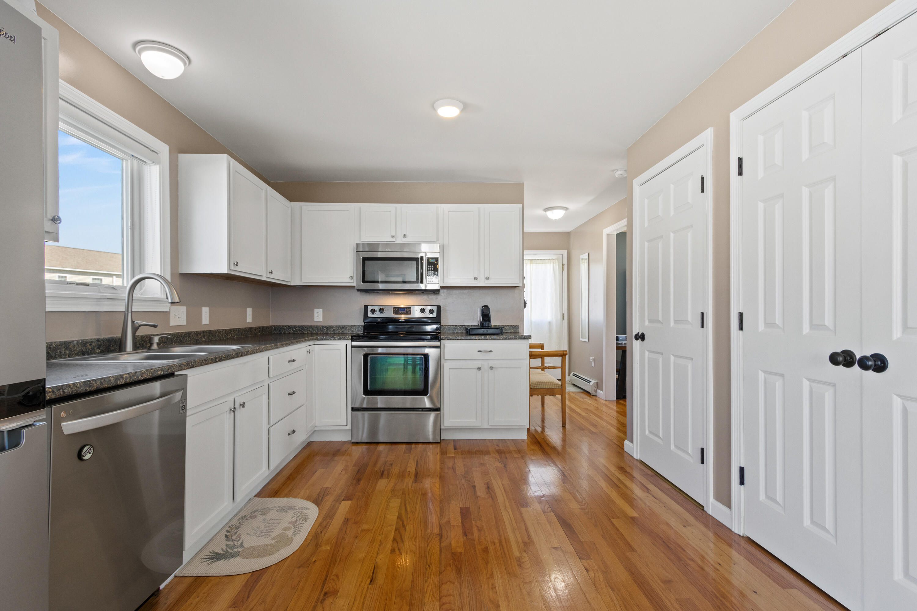 32 Wagner Farm Road Gorham, ME 04038 - Photo 7 of 33 20260424JW-71015