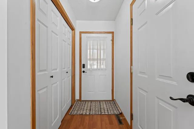 $205,000 | 115 7th Street West, Mantorville, MN 55955