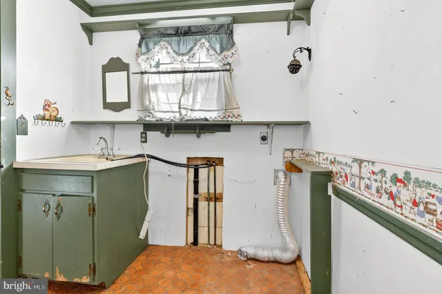 $319,900 | 400 Brenneman Road, Willow Street, PA 17584