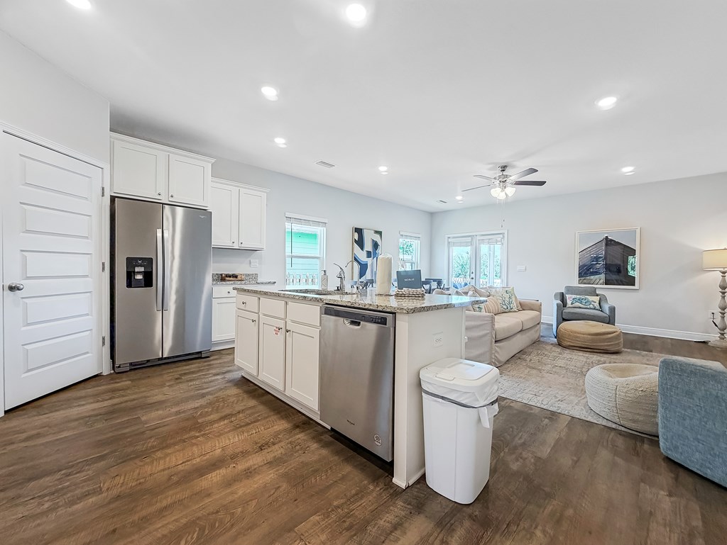 818 Backwater Road Port St. Joe, FL 32456 - Photo 5 of 48