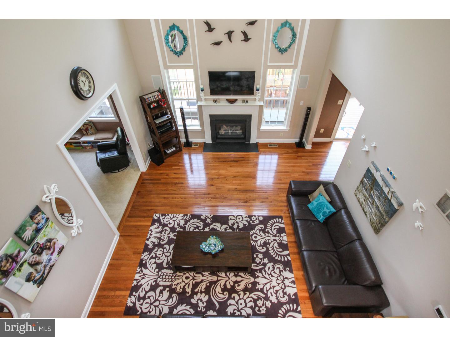 143 North Hillcrest Road Springfield, PA 19064 - Photo 3 of 25 Living Room