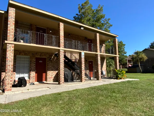 $1,100 | 2205 Waterford Place, Unit 17D, Port Royal, SC 29935