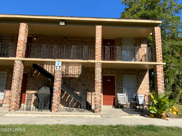 $1,100 | 2205 Waterford Place, Unit 17D, Port Royal, SC 29935