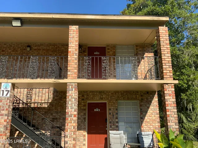 $1,100 | 2205 Waterford Place, Unit 17D, Port Royal, SC 29935
