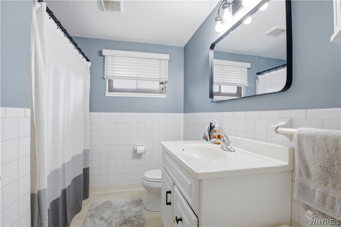 1717 Orchard Park Road West Seneca, NY 14224 - Photo 13 of 30