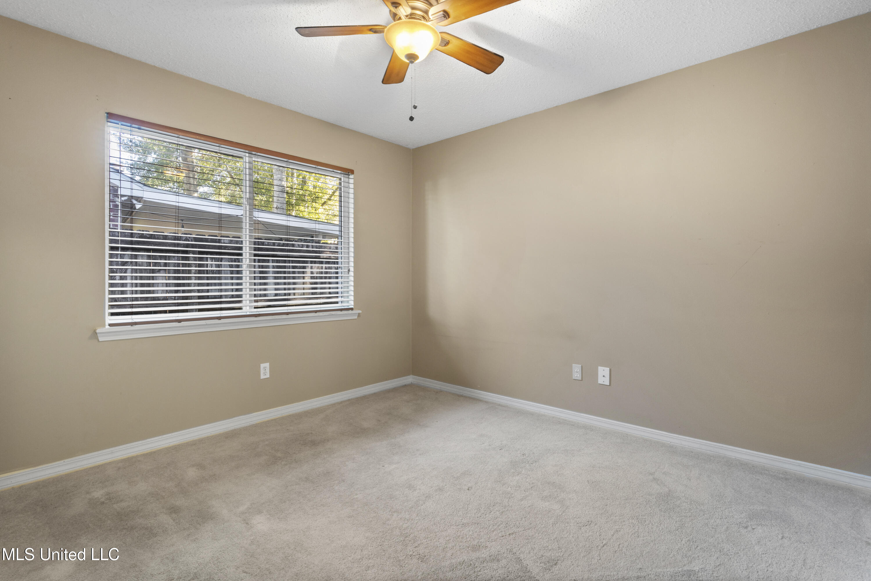 2115 Lauren Drive Biloxi, MS 39532 - Photo 20 of 28 0020