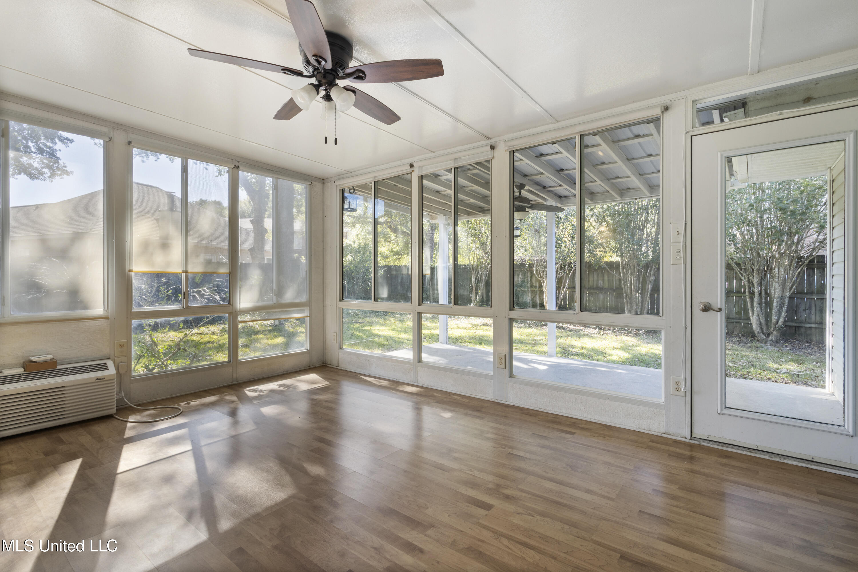 2115 Lauren Drive Biloxi, MS 39532 - Photo 24 of 28 0024