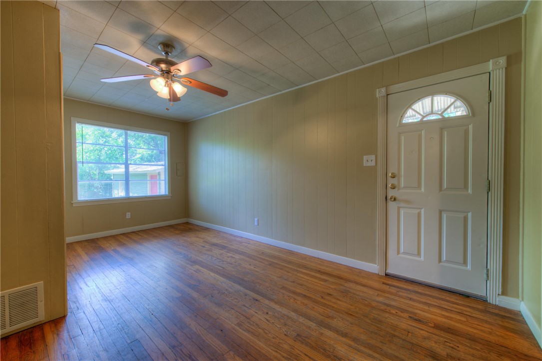 205 West 55th Street Austin, TX 78751 - Photo 12 of 27